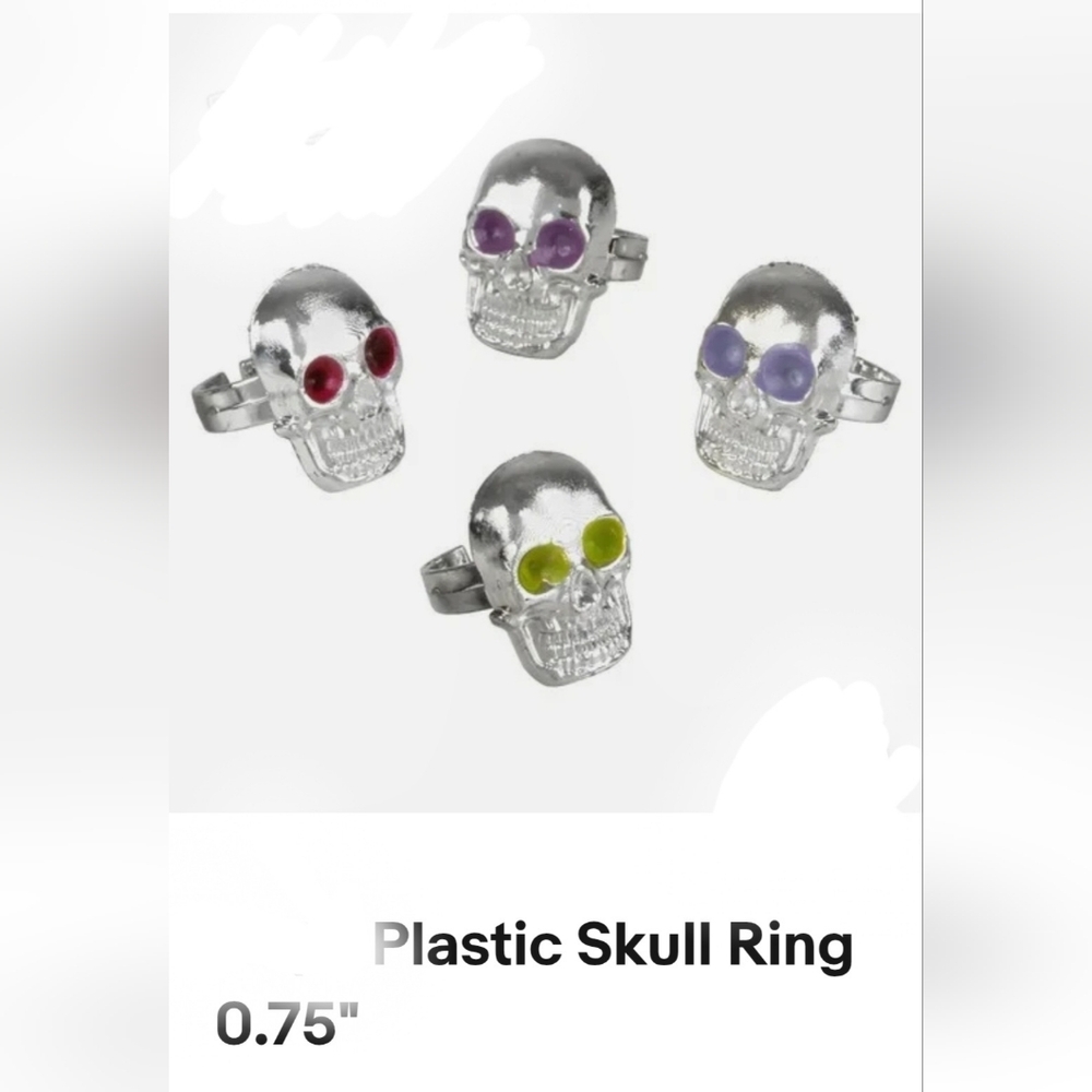 Plastic Skull Ring 0.75" 42 Pieces